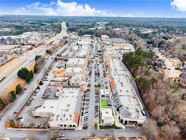 4048 Kingsley Park Lane, Peachtree Corners, GA 30096