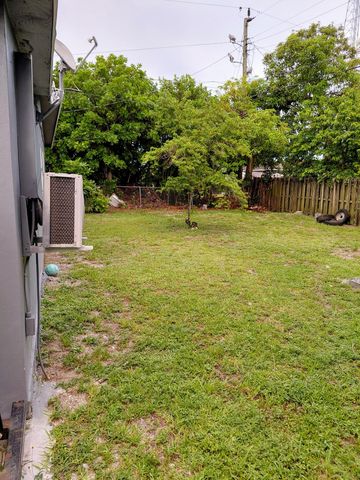 3210 NW 18th Place, Lauderhill, FL 33311