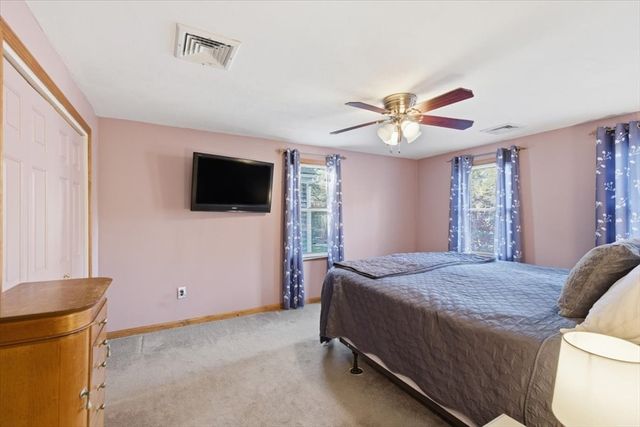 109 Great Pines Dr, Mashpee, MA 02649