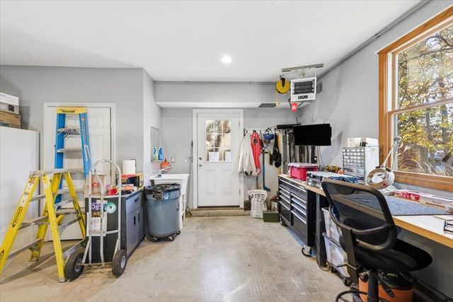 109 Great Pines Dr, Mashpee, MA 02649