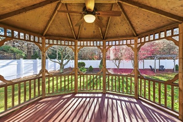 109 Great Pines Dr, Mashpee, MA 02649