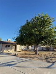 10723 Portland, Hesperia, CA 92345