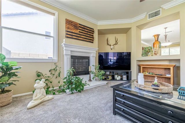 40125 Watford Way, Palmdale, CA 93551