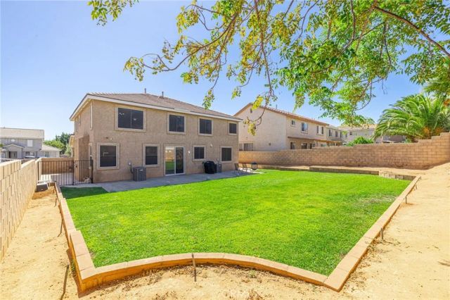 40125 Watford Way, Palmdale, CA 93551