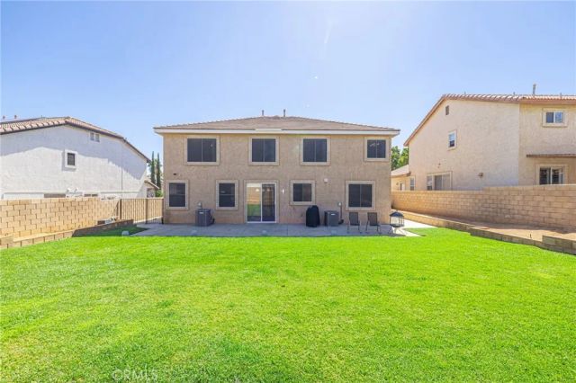 40125 Watford Way, Palmdale, CA 93551