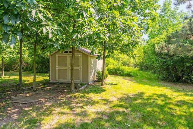 1749 HAWTHORNE HEIGHTS DRIVE, De Pere, WI 54115