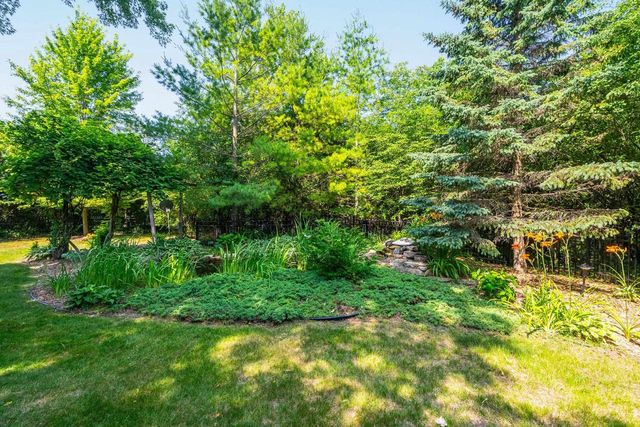 1749 HAWTHORNE HEIGHTS DRIVE, De Pere, WI 54115
