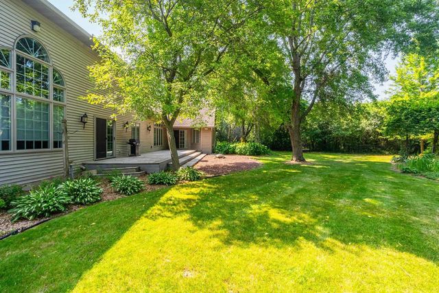 1749 HAWTHORNE HEIGHTS DRIVE, De Pere, WI 54115