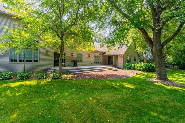 1749 HAWTHORNE HEIGHTS DRIVE, De Pere, WI 54115