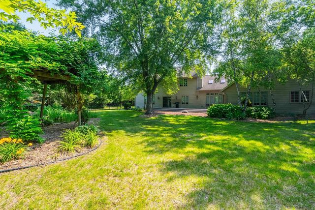 1749 HAWTHORNE HEIGHTS DRIVE, De Pere, WI 54115