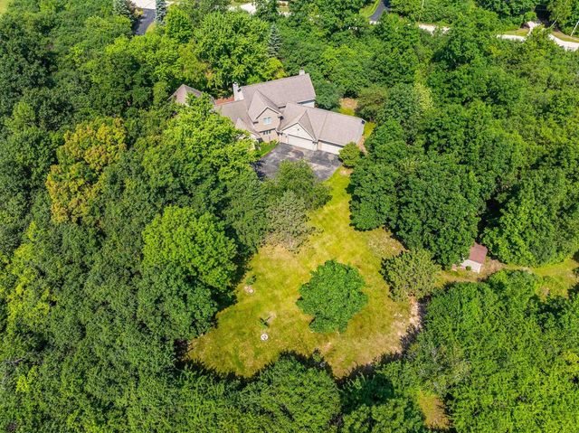 1749 HAWTHORNE HEIGHTS DRIVE, De Pere, WI 54115