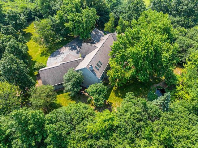 1749 HAWTHORNE HEIGHTS DRIVE, De Pere, WI 54115