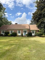 465 Pike Street, Orangeburg, SC 29115