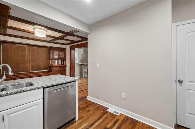 4115 Chestnut Avenue, Kansas City, MO 64130