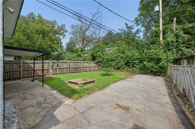 4115 Chestnut Avenue, Kansas City, MO 64130