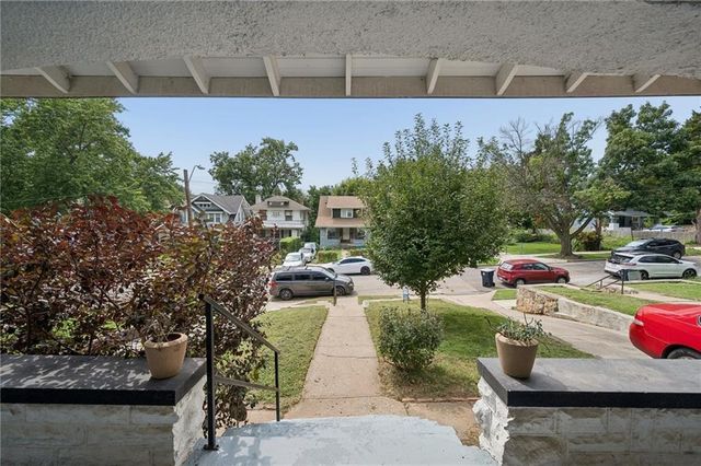 4115 Chestnut Avenue, Kansas City, MO 64130