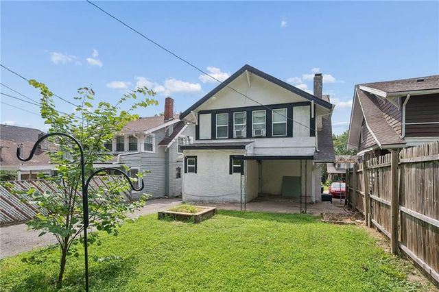 4115 Chestnut Avenue, Kansas City, MO 64130