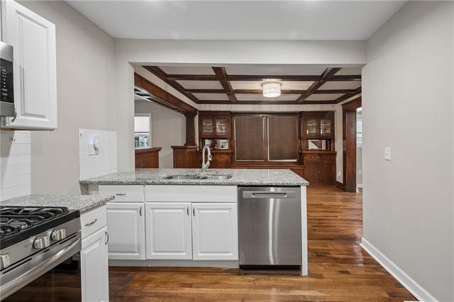 4115 Chestnut Avenue, Kansas City, MO 64130
