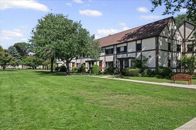 129 Fifteenth Street B1, Garden City, NY 11530