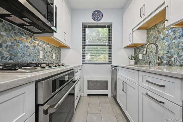 129 Fifteenth Street B1, Garden City, NY 11530