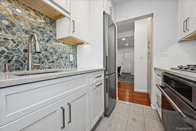 129 Fifteenth Street B1, Garden City, NY 11530