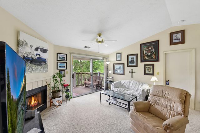 40 Creekwood Drive, 12, Wilder, KY 41071