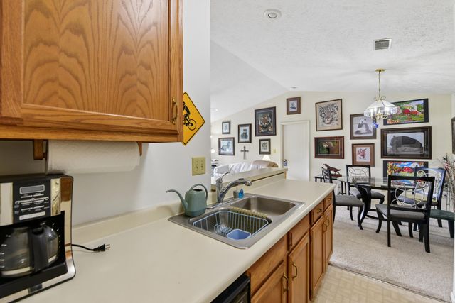 40 Creekwood Drive, 12, Wilder, KY 41071