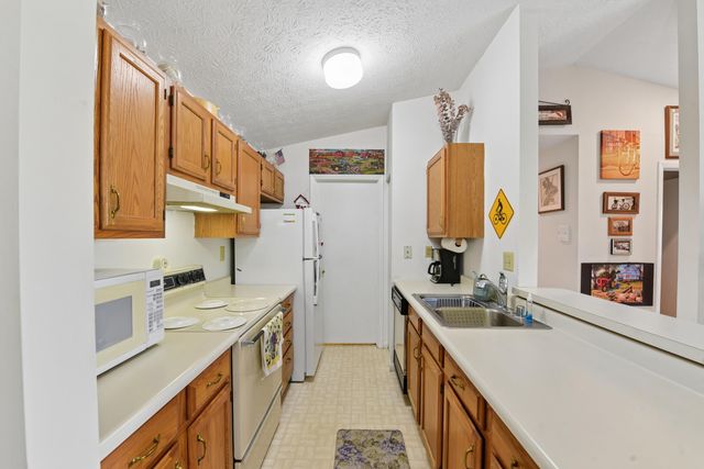 40 Creekwood Drive, 12, Wilder, KY 41071