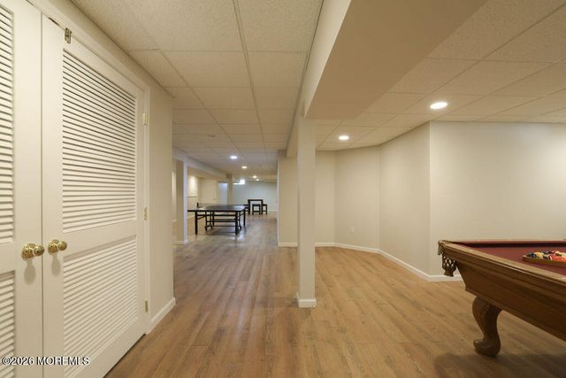 5 Popper Street, Manahawkin, NJ 08050