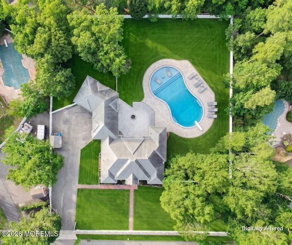 5 Popper Street, Manahawkin, NJ 08050