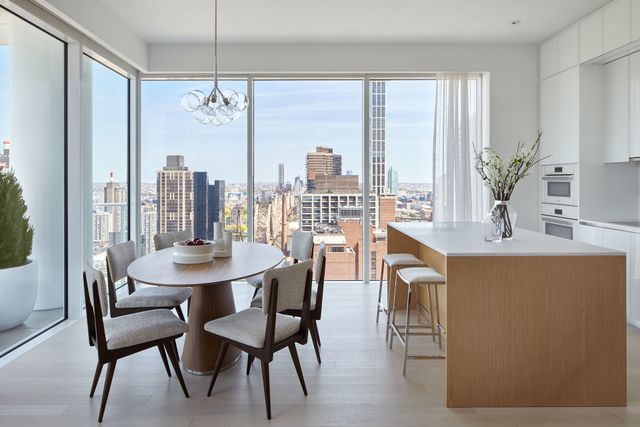 200 E 59th St Apt 29D, New York City, NY 10022