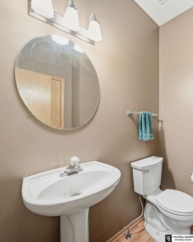 1505 SW 26th Street, Lincoln, NE 68522