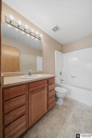 1505 SW 26th Street, Lincoln, NE 68522