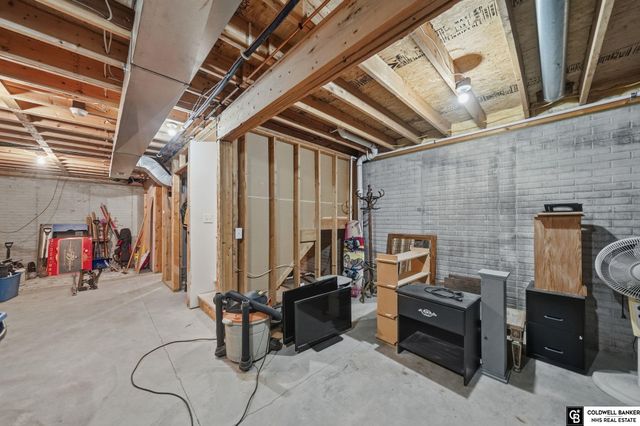 1505 SW 26th Street, Lincoln, NE 68522