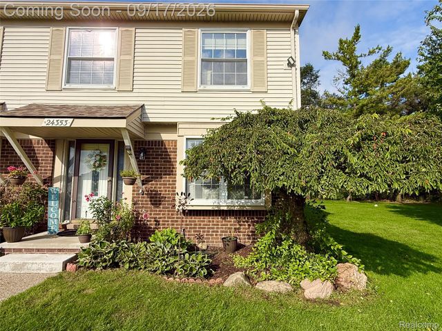 24353 Bashian Drive, Novi, MI 48375