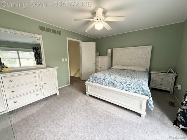 24353 Bashian Drive, Novi, MI 48375