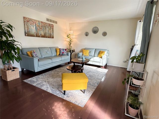 24353 Bashian Drive, Novi, MI 48375