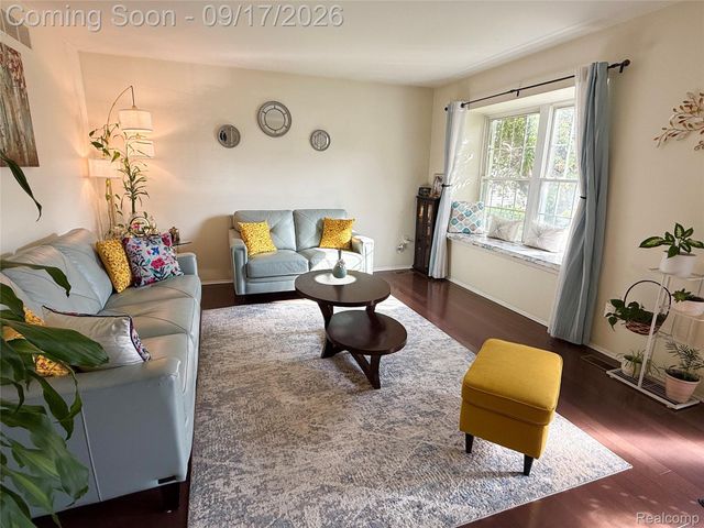 24353 Bashian Drive, Novi, MI 48375
