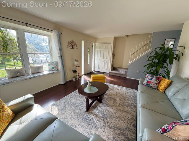 24353 Bashian Drive, Novi, MI 48375