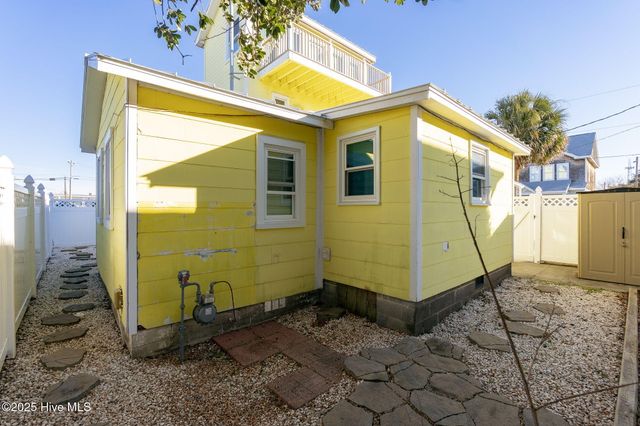 104 S 13th Street, Morehead City, NC 28557