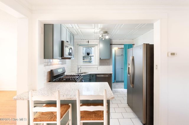 104 S 13th Street, Morehead City, NC 28557