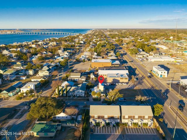 104 S 13th Street, Morehead City, NC 28557
