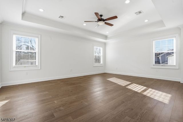 44 Manor Rd, Livingston Twp., NJ 07039