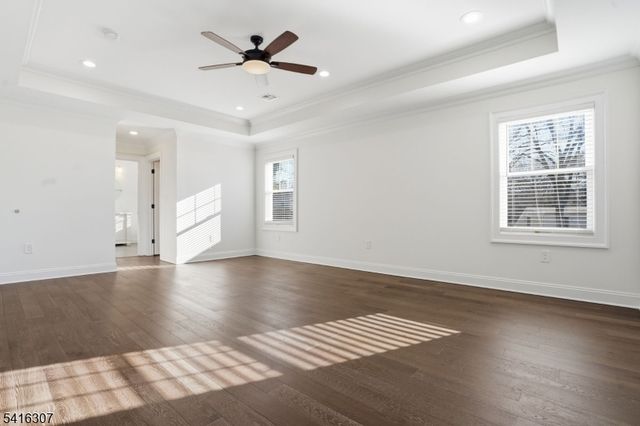 44 Manor Rd, Livingston Twp., NJ 07039