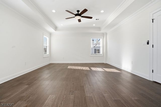 44 Manor Rd, Livingston Twp., NJ 07039