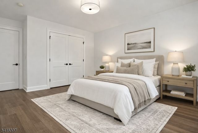 44 Manor Rd, Livingston Twp., NJ 07039