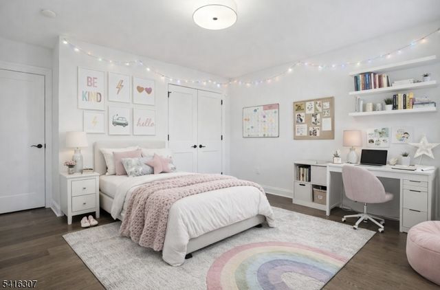 44 Manor Rd, Livingston Twp., NJ 07039