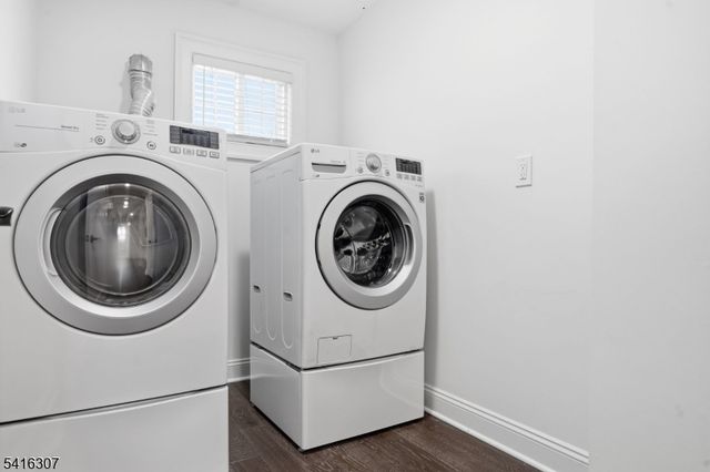 44 Manor Rd, Livingston Twp., NJ 07039