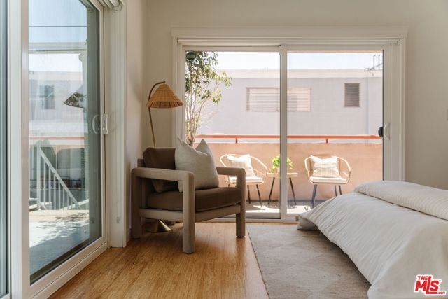 10760 Missouri Avenue 102, Los Angeles, CA 90025