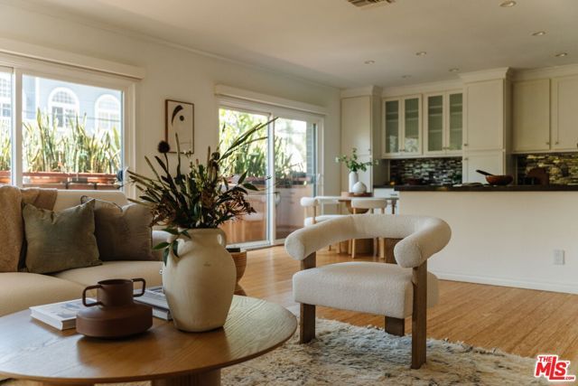 10760 Missouri Avenue 102, Los Angeles, CA 90025